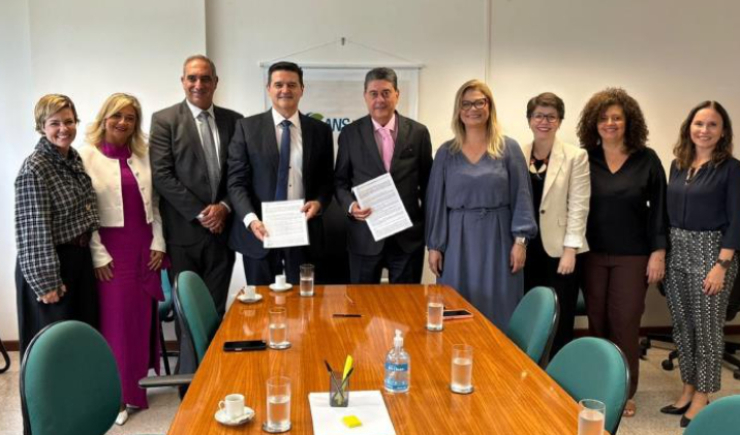 Acordo entre ANS e Sanofi beneficia usuários de planos de saúde