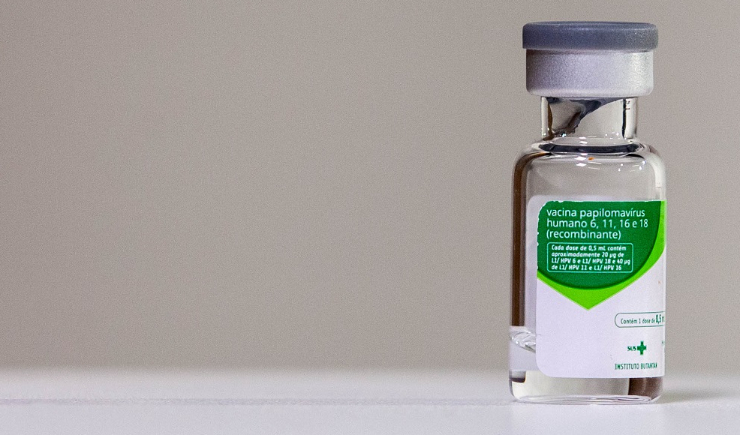 Saúde prorrogou até dezembro a  vacinação de jovens contra o HPV