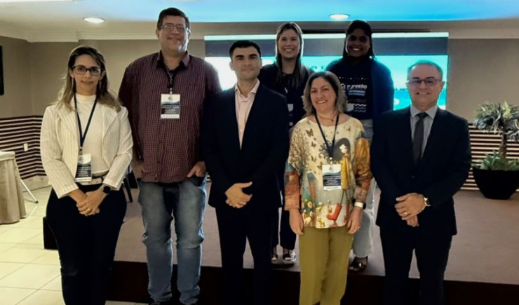 Presidente do CRF-PE e servidoras participam de curso de formação