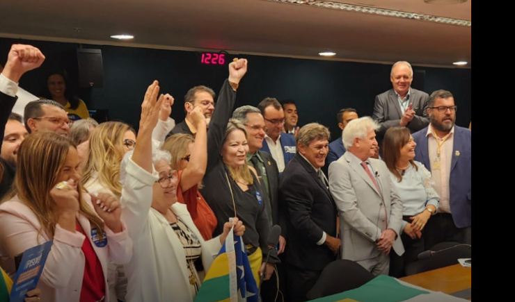 Vitória: Piso dos farmacêuticos é aprovado pela Comissão de Trabalho da Câmara dos Deputados