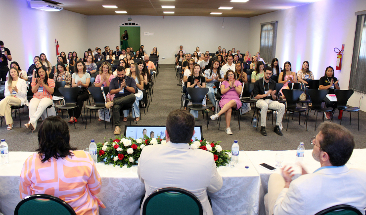 Encontro Integrado de Farmácia Clínica e Comunitária reune farmacêuticos e estudantes em Garanhuns