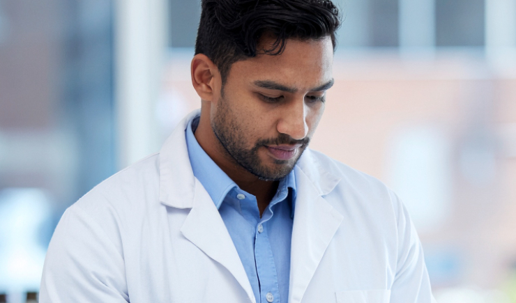 Saúde discute prescrição de PrEP e PEP por farmacêuticos na APS e na Telessaúde