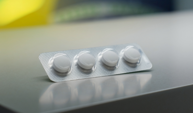 Brasil inicia produção nacional de escopolamina e fortalece autonomia farmacêutica