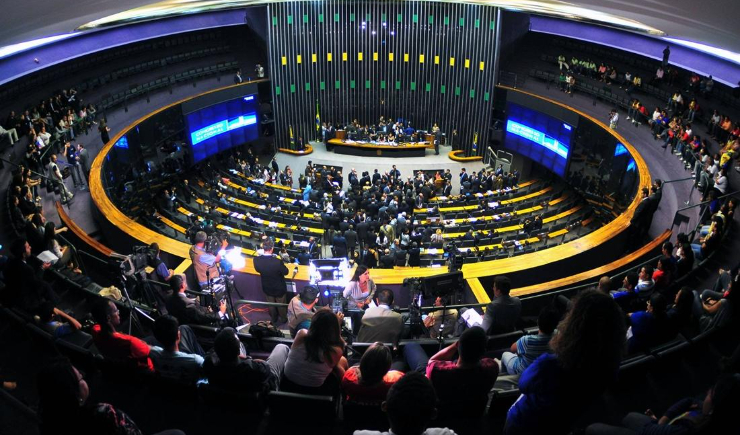 Presidente do CFF participa de debate sobre a venda de MIPs em supermercados na Câmara