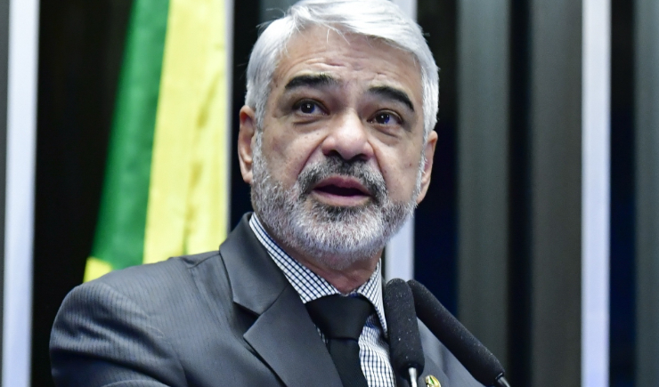 Senador faz alerta sobre os possíveis riscos venda de medicamentos fora das farmácias