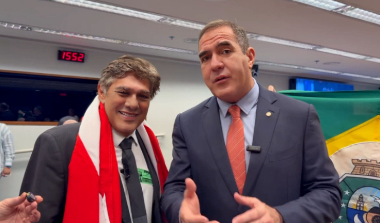 CASP aprova piso salarial nacional de farmacêuticos e o PL 1559/21 avança na Câmara