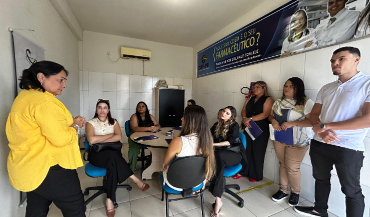 Farmacêuticos prestam juramento e recebem registro definitivo do CRF-PE em Serra Talhada