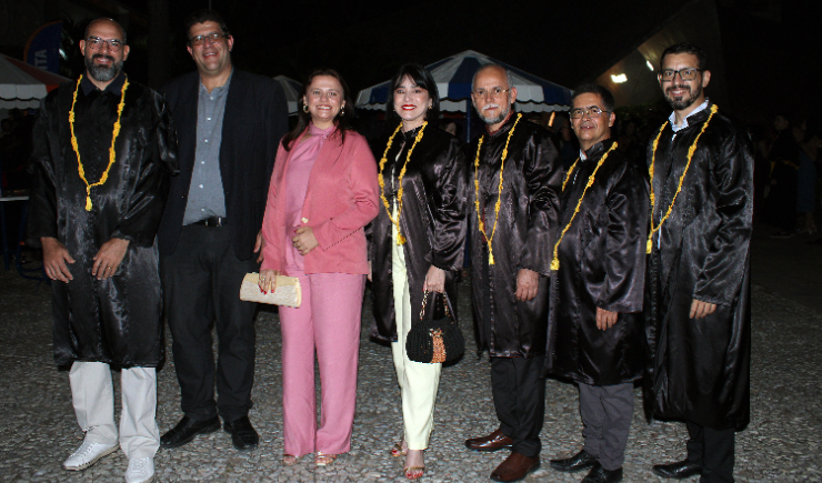 Diretoria do CRF-PE prestigia colação de grau na ASCES-Unita, em Caruaru