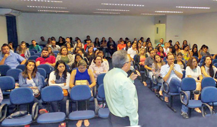 Palestra sobre empreendedorismo farmacêutico em Caruaru