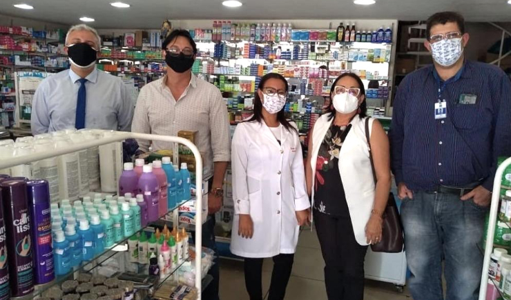 Diretores vistam VIII GERES e farmacêuticos comunitários de Petrolina