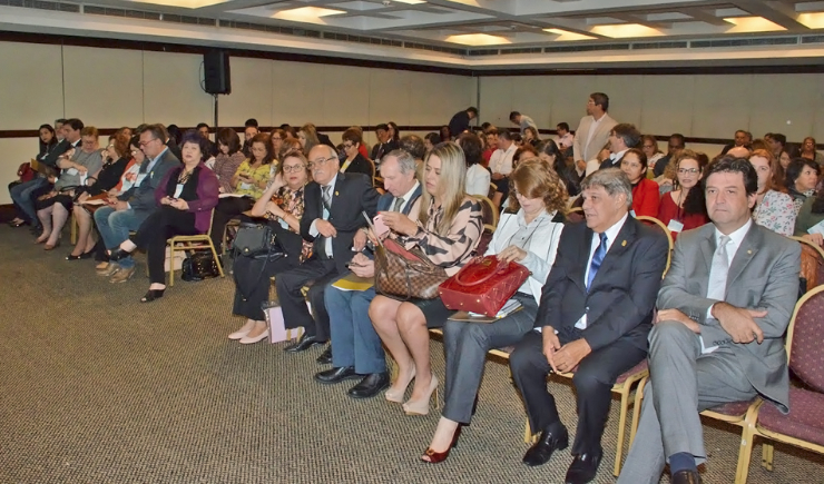 Fórum de Conselhos debate Ensino a Distância