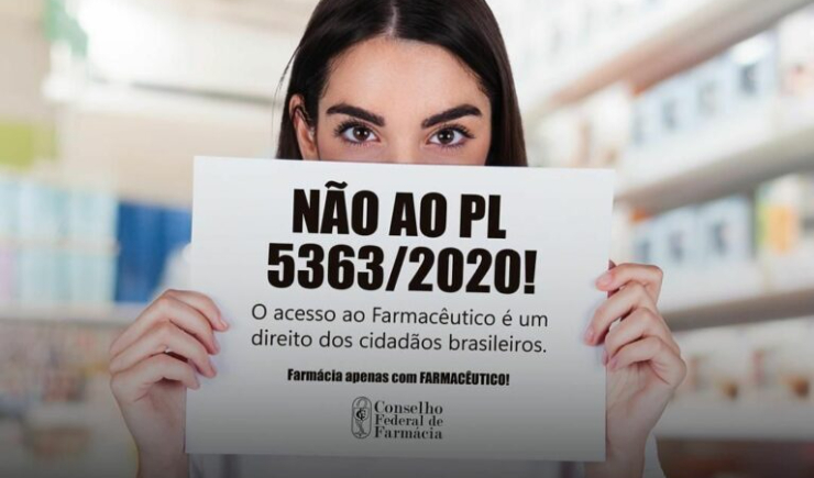 Cerca de 80% de todos os 326 mil farmacêuticos em atividade no país atuam em farmácias