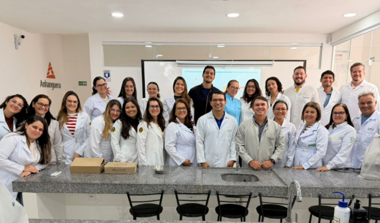 Farmacêuticos fazem atualização em Medicamentos Injetáveis