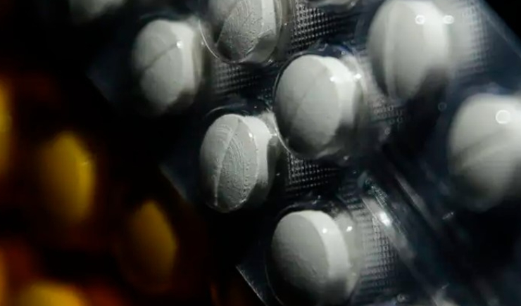 Venda de antidepressivos e estabilizadores do humor aumentou 11% entre 2022 e 2023