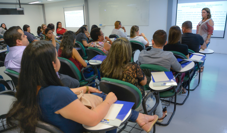 MAIS UM CURSO DO PROGRAMA DE CAPACITAÇÃO DO CRF-PE REALIZADO NESTE SÁBADO