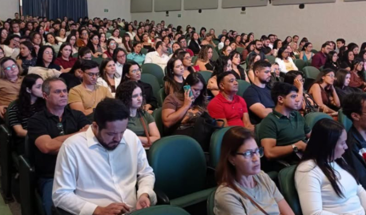 Encontro acadêmico realizado em Caruaru reúne profissionais e estudantes em um dia de conhecimento