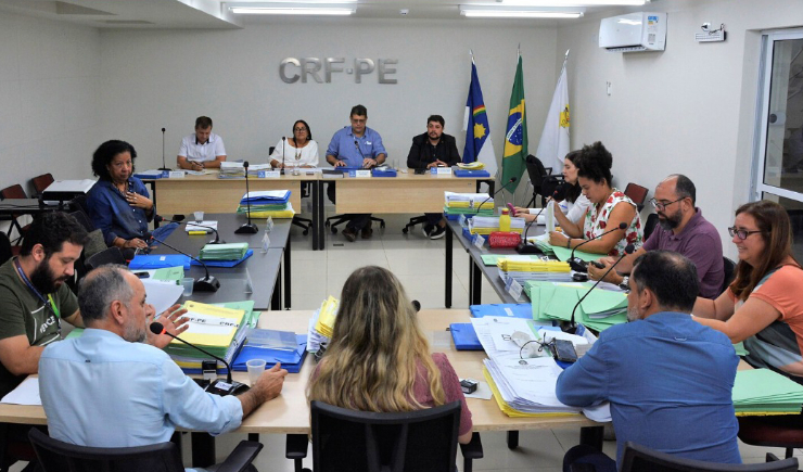 Plenário do CRF-PE discute RDC 786, da Anvisa