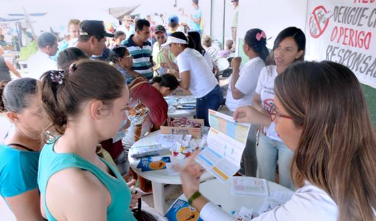 Lajedo na campanha "Farmacêuticos em ação: todos contra o aedes aegypti”