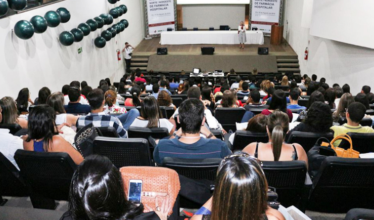 III Seminário de Farmácia Hospitalar: Êxito em público e nível da programação