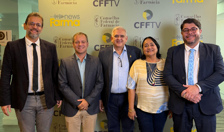 CRF-PE presente na reunião plenária do CFF para posse da Diretoria e Conselheiros Federais