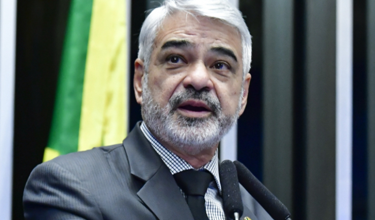 Senador faz alerta sobre os possíveis riscos venda de medicamentos fora das farmácias