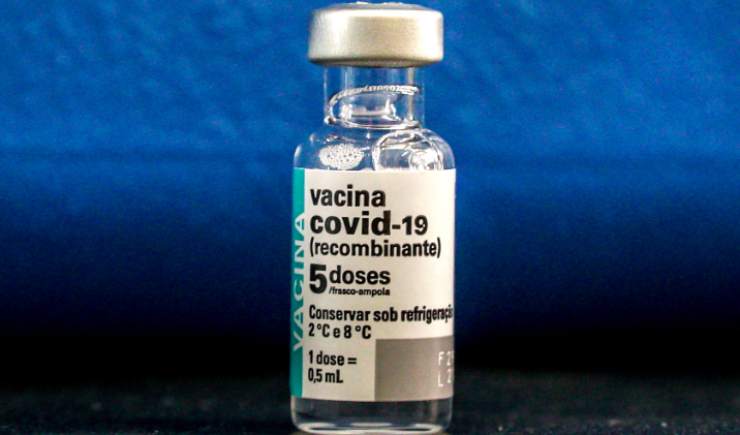 Vacina atualizada contra a Covid-19 reduz risco de infarto, AVC e morte cardiovascula