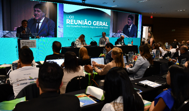 71ª Reunião Geral do Sistema CFF/CRFs reúne lideranças da Farmácia em Brasília