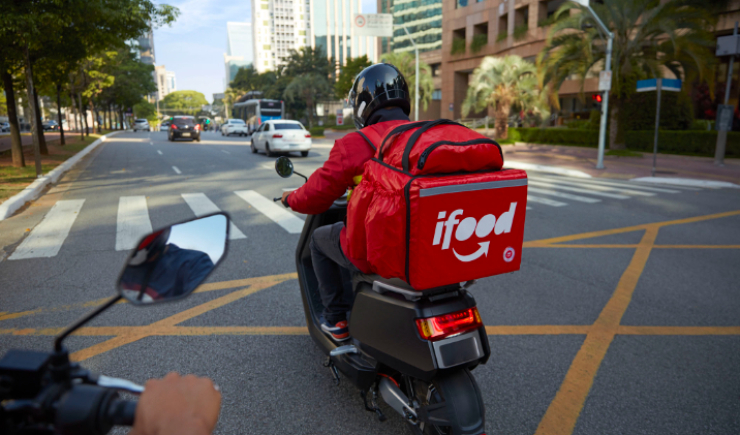 Ministério da Saúde e iFood capacitam entregadores para prestar primeiros socorros