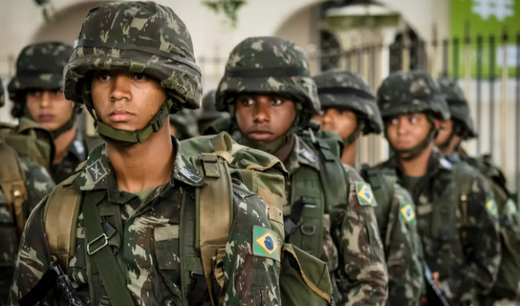 Últimos dias para inscrições ao concurso do Exército e há 8 vagas para farmacêuticos