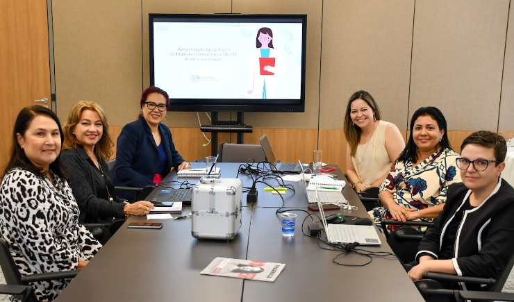 Grupo de Trabalho do CFF se reúne com representante do Ministério das Mulheres