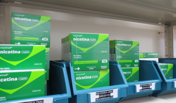 SUS oferece tratamento gratuito e completo para quem quer parar de fumar