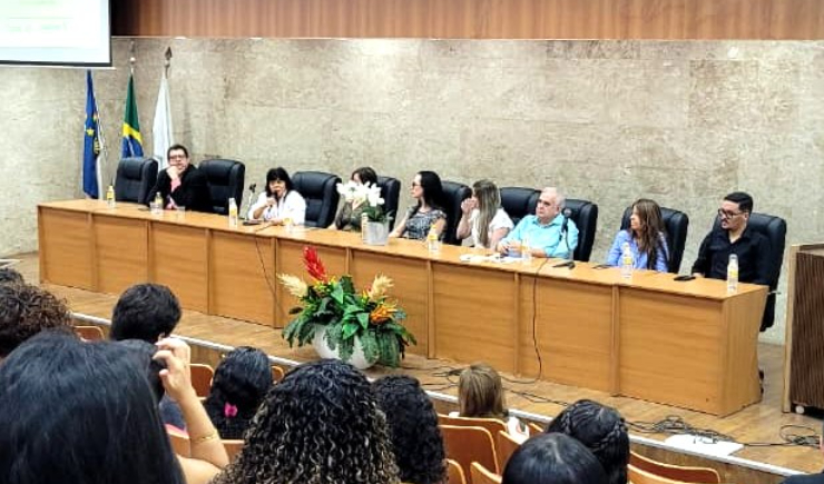 CRF e CFF presentes na abertura do I Simpósio Integrado das Ciências Farmacêuticas da UFPE