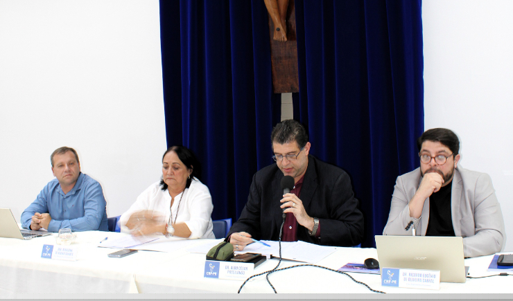 Plenária do CRF-PE realiza mais uma reunião de trabalho.