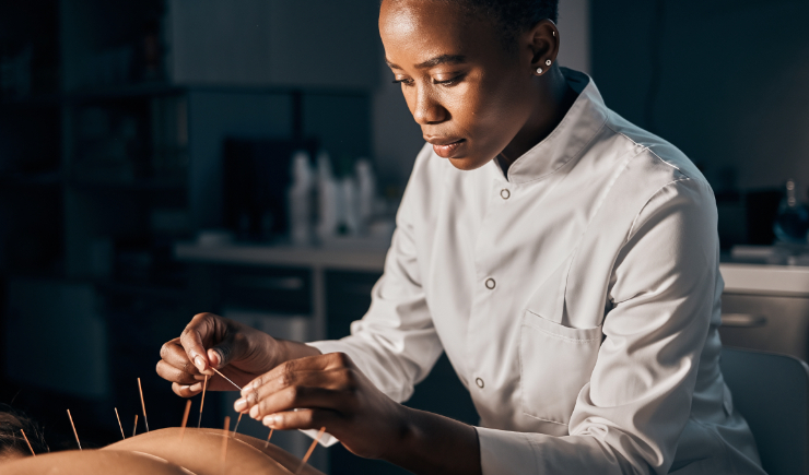 Senado aprova regulamentação da acupuntura e inclui farmacêuticos entre os profissionais habilitados