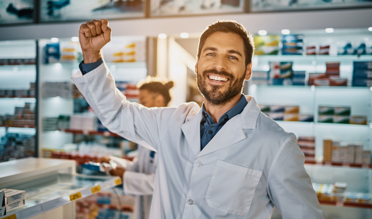 Comissão da Câmara votará nesta terça (25) o projeto que garante o piso para todos os farmacêuticos