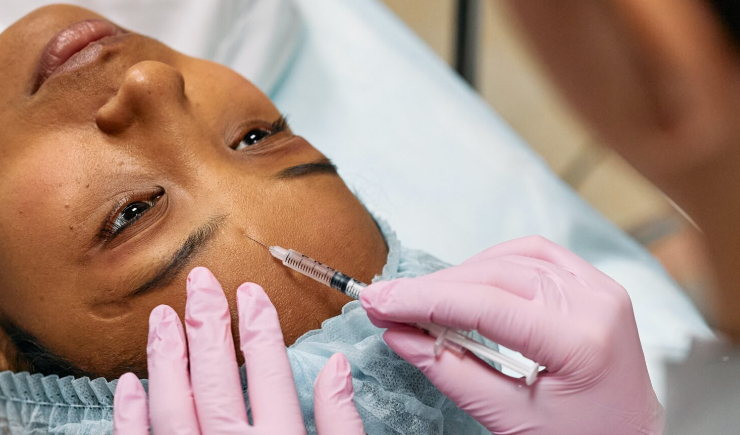 Anvisa suspende e alerta sobre lote falsificado de toxina botulínica