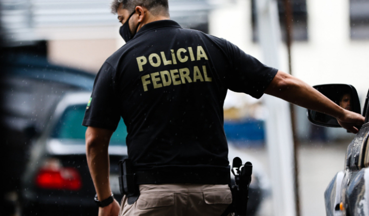Com vagas para graduados em Farmácia, PF divulga edital de concurso